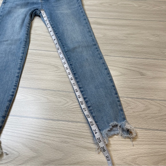 Judy Blue JB8843 Shark-bite Frayed Hem High Rise Medium Wash Jeans Size 3/26 - Picture 13 of 13